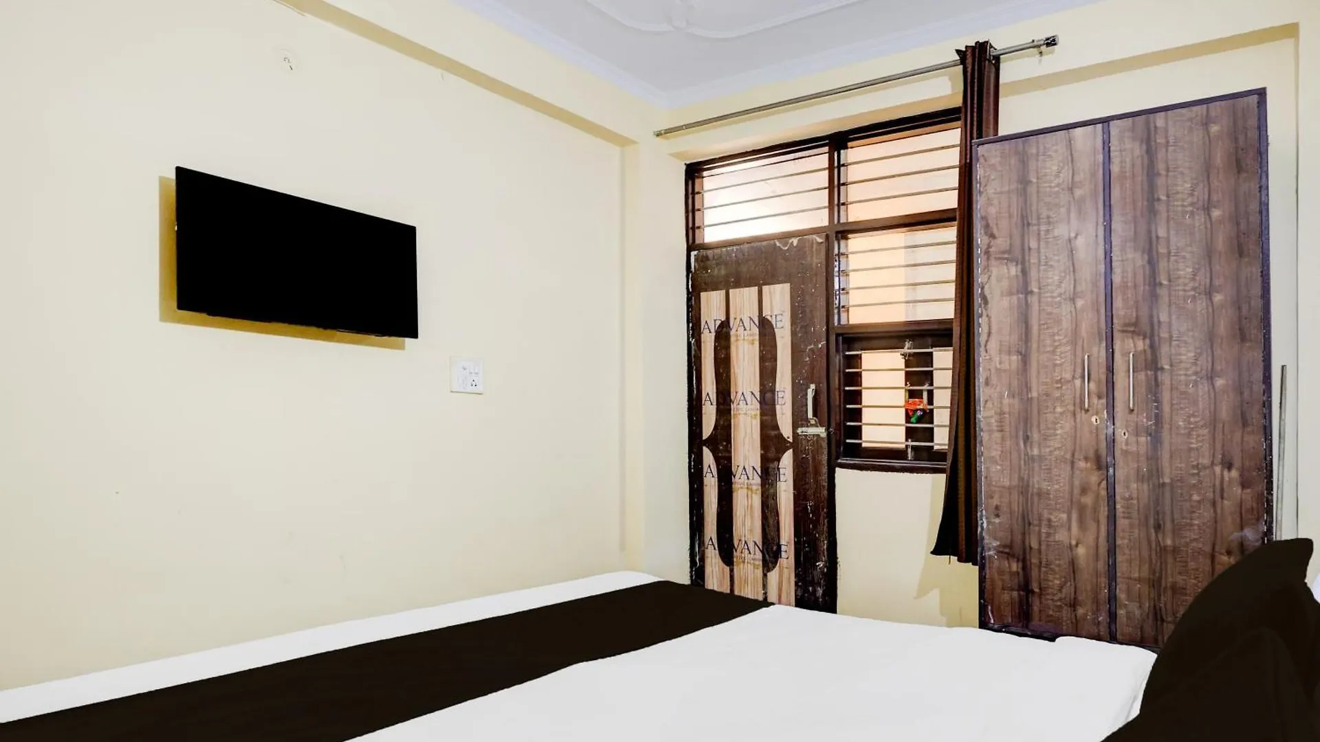Hotel O Sparsh Home Gurgaon India